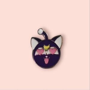 sailor moon luna enamel pin